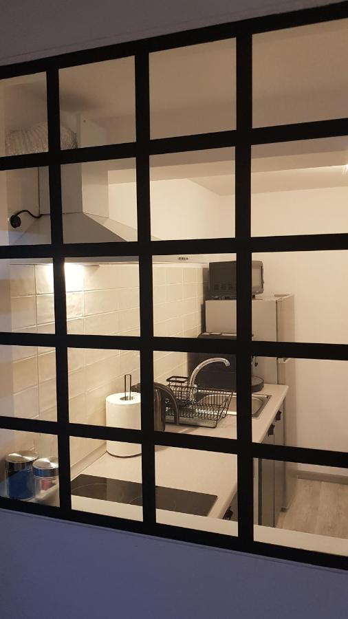 Pif Apart Livada Postei Braşov Exteriör bild